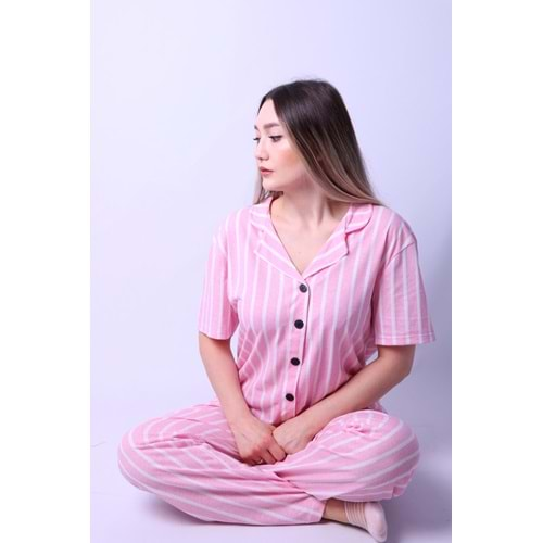 Kadın Pembe Çizgili Pijama Takımı - Pembe - S